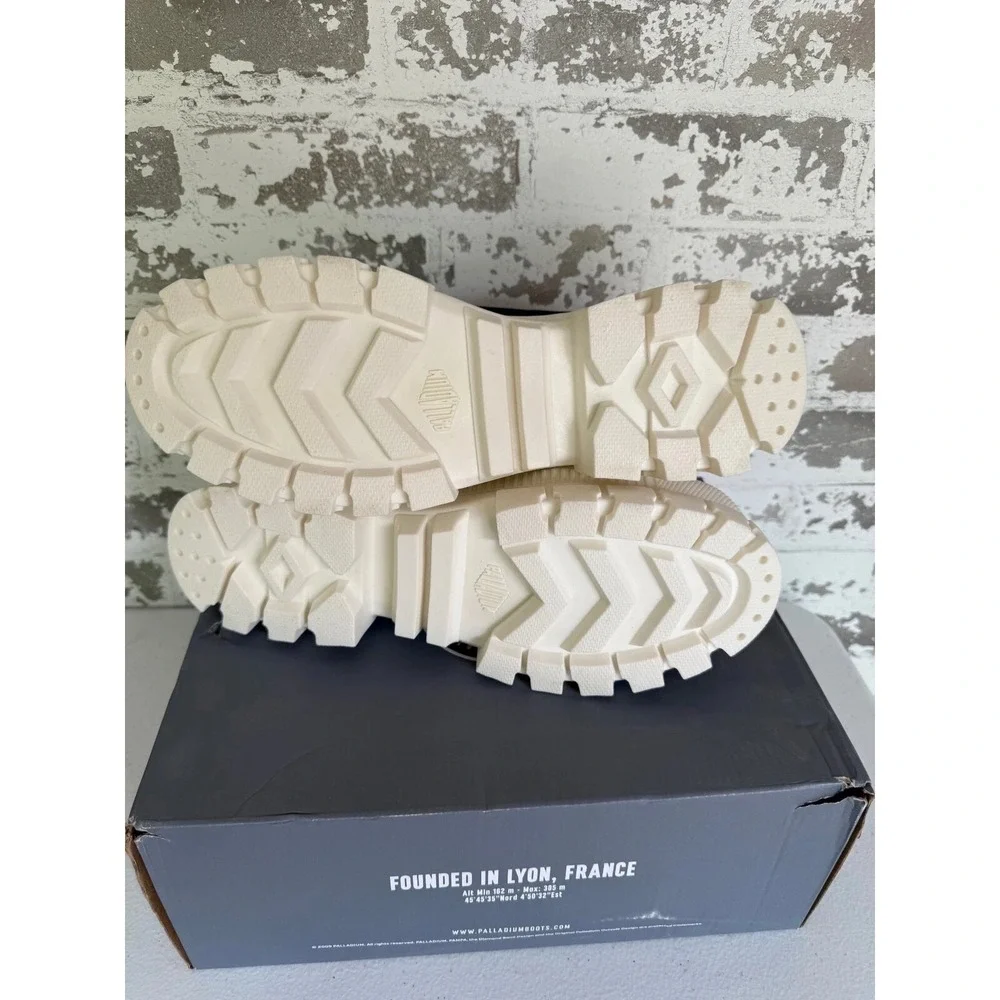 Palladium Revolt Lo TX Shoes Womens Size 7 Black Marshmallow Chunky Platform Low